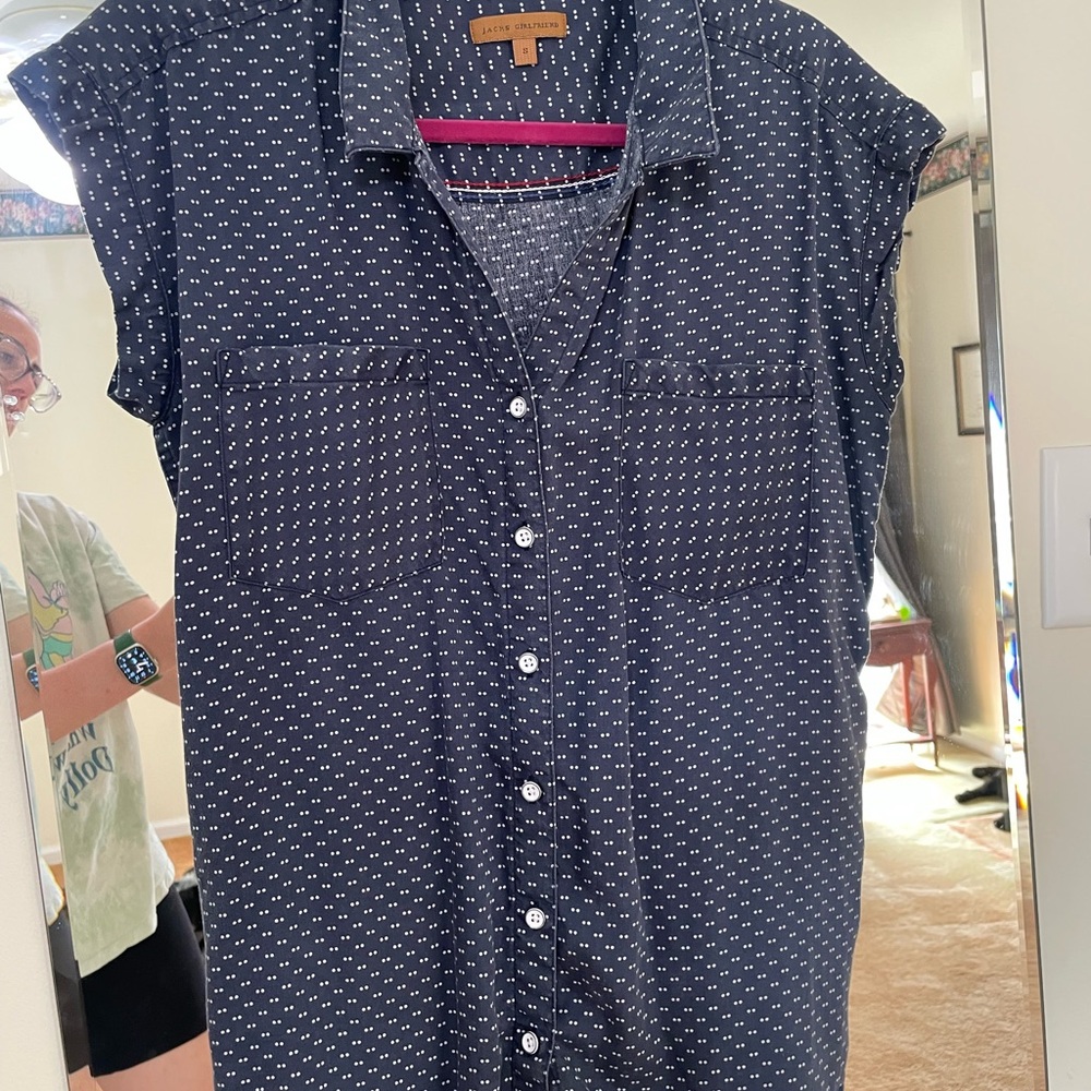 Navy & White Dot Short-Sleeve Button-Up Shirt - Classic Style